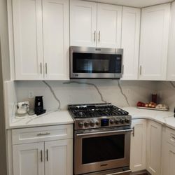 A1 Cabinets & Granite
