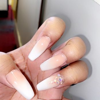 Tiffany Hair & Nails - Hombre with diamond design - Hair Salons Near Me - Stanton, California
