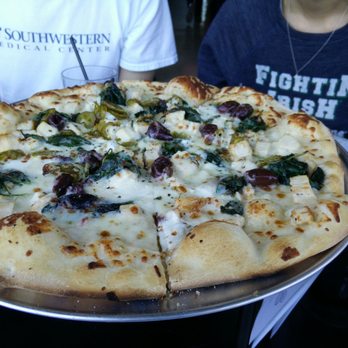 Social Pie - The Tony! A little heavy on the olives, but otherwise delightful flavor combination. Crust on point. - Pizza Near Me - Dallas, Texas