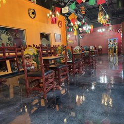 El Lider Taqueria - Interior