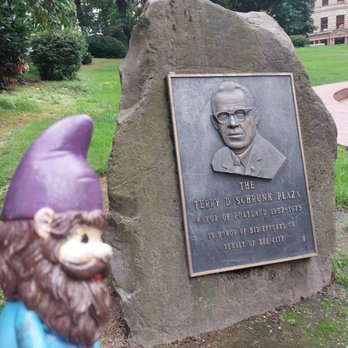Terry Schrunk Plaza - Parks Near Me - Portland, Oregon Terry Schrunk Plaza - Parks Near Me - Portland, Oregon