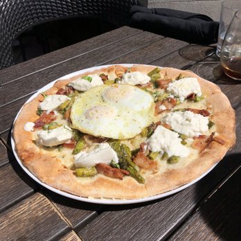 Otto Strada - Burrata E Uova Pizza Brunch Pizza - Italian Near Me - Hoboken, New Jersey