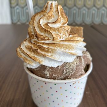 Alkemy - S'mores sundae - Ice Cream & Frozen Yogurt Near Me - Huntington, New York