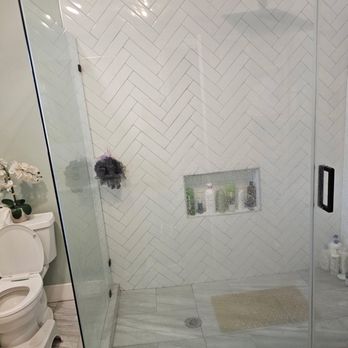 Jess I Clean - Glass shower walls before - Home Cleaning Near Me Jess I Clean - Glass shower walls before - Home Cleaning Near Me