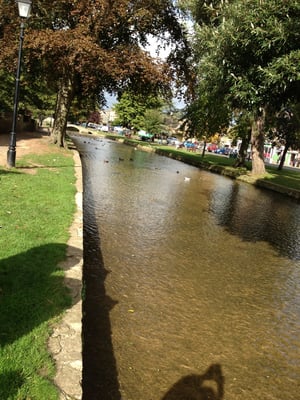 Bourton-on-the-Water by null