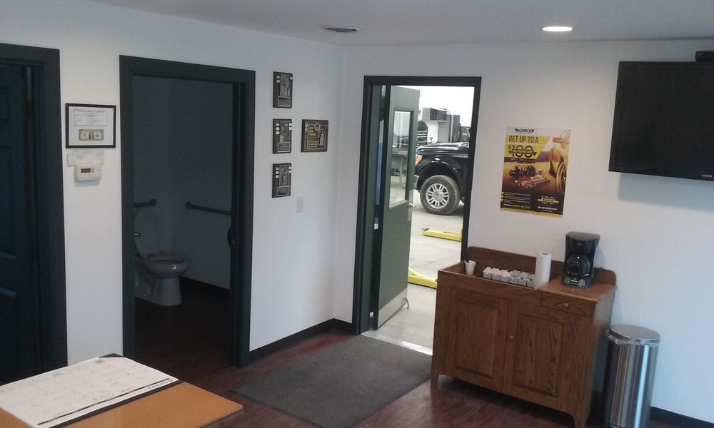 R AUTO REPAIR Updated September 2024 1004 W Washington Ave, Alpena