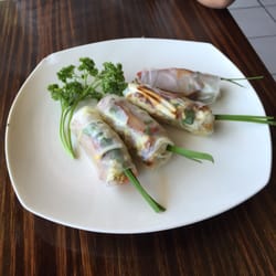 Van Mai - Duck rice paper rolls