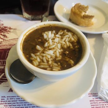 Walnut Hills - Seafood gumbo - Southern Near Me - Vicksburg, Mississippi Walnut Hills - Seafood gumbo - Southern Near Me - Vicksburg, Mississippi