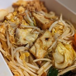 Thai Terrace - N1. Pad Thai with chicken