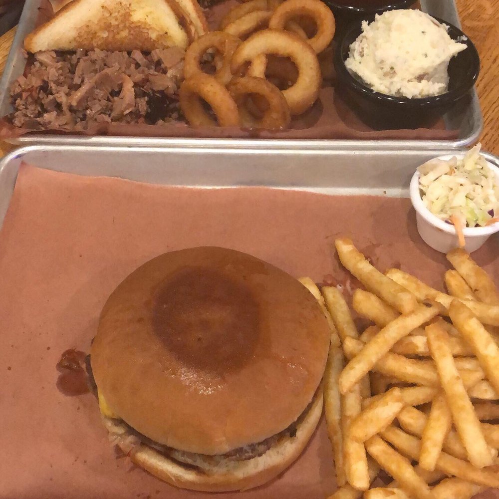 lol Roadie burger + 2 meat plate lol Roadie burger + 2 meat plate