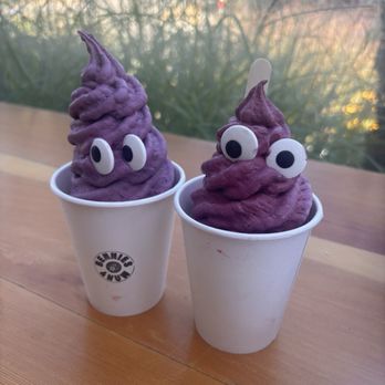 Many Bennies - Blackberry and blueberry blended with sweet cream. - Ice Cream & Frozen Yogurt Near Me - Seattle, Washington