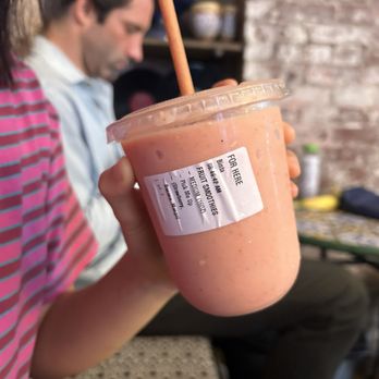 Pause Cafe - FRUIT SMOOTHIES - Moroccan Near Me - New York, New York