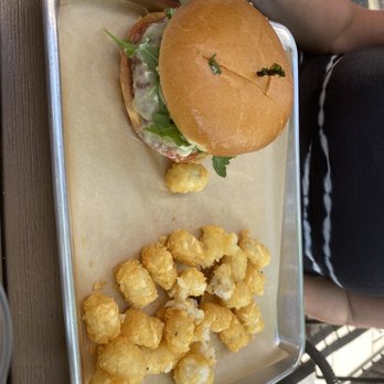 Hops & Sessions - Sessions burger - Beer Bar Near Me - Livermore, California