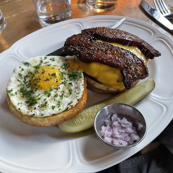 Au Cheval - Single Cheeseburger - Bars Near Me - Chicago, Illinois