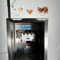 Yo Love Frozen Yogurt