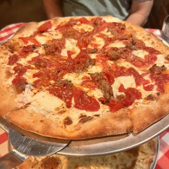 Grimaldi's Pizzeria - Traditional pizza with sausage and roasted red peppers and extra cheese - Pizza Near Me - Las Vegas, Nevada