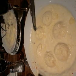 Sasafras - Sorrentinos a los 4 quesos y un malbec y que se venga la tormenta