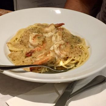 La Villa Pizza - Italian Near Me - Brooklyn, New York