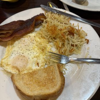 Rize N Shine - 2 eggs, bacon, sourdough toast (SOOO GOOD) and hashbrowns - Breakfast & Brunch Near Me - Shawnee, Kansas Rize N Shine - 2 eggs, bacon, sourdough toast (SOOO GOOD) and hashbrowns - Breakfast & Brunch Near Me - Shawnee, Kansas