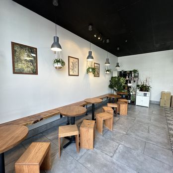 Eightfold Tea Shoppe - Interior - Bubble Tea Near Me - Costa Mesa, California