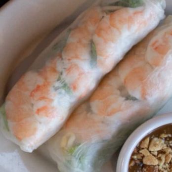 Phở95 Asian Fusion and Vietnamese - This is what is advertised online and thought that's what I paid for and would bring home. The ones I got has 1 shrimp and so much noodles - Vietnamese Near Me - Arlington, Texas Phở95 Asian Fusion and Vietnamese - This is what is advertised online and thought that's what I paid for and would bring home. The ones I got has 1 shrimp and so much noodles - Vietnamese Near Me - Arlington, Texas