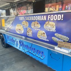 Lula’s Pupusas Y Antojitos
