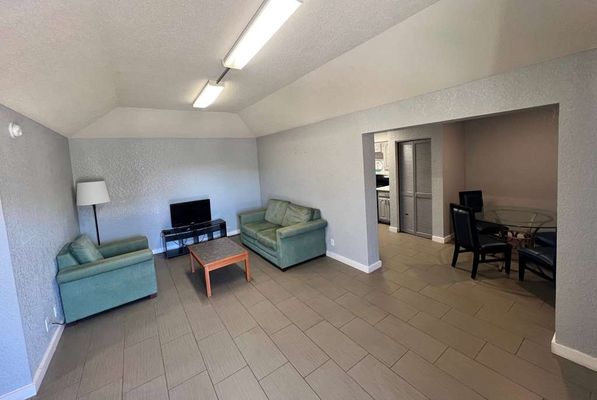 Days Inn by Wyndham Sulphur West