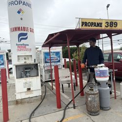 Fast Gas & Propane - Propane man