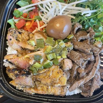 CrackleMi Catering - Grilled Chicken + Ribeye Rice Plate - Vietnamese Near Me - Seattle, Washington CrackleMi Catering - Grilled Chicken + Ribeye Rice Plate - Vietnamese Near Me - Seattle, Washington
