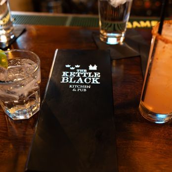 THE KETTLE BLACK KITCHEN & PUB - Updated November 2025 - 1234 Photos ...