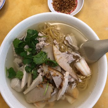 Hai Ky Noodles - House special noodle soup with half thin egg noodle and half thick rice noodle - Chinese Near Me - San Francisco, California Hai Ky Noodles - House special noodle soup with half thin egg noodle and half thick rice noodle - Chinese Near Me - San Francisco, California