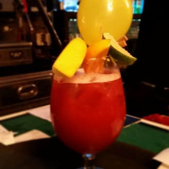Twain - Drinks  And baloons - Lounges Near Me - Milan, Michigan