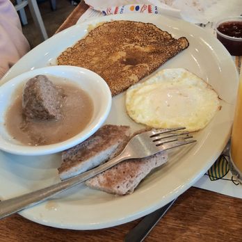 Ann Sather - Swedish Sampler - Breakfast & Brunch Near Me - Chicago, Illinois Ann Sather - Swedish Sampler - Breakfast & Brunch Near Me - Chicago, Illinois