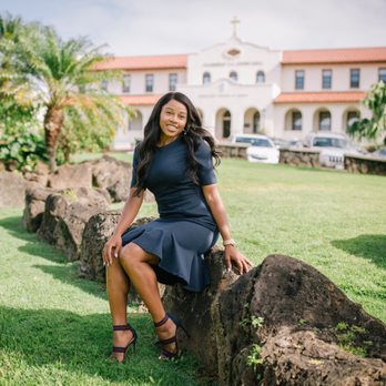 Right Frame Photography - Graduation Photoshoot at Chaminade University of Honolulu! - Event Photography Near Me
