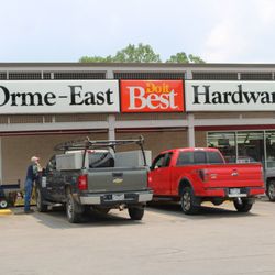 Orme Hardware Cadiz - Store Front