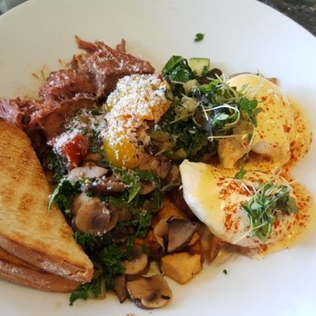 Dairy Lane Café - DL hash with brisket and sauteed mushrooms - Breakfast & Brunch Near Me - Calgary, Alberta