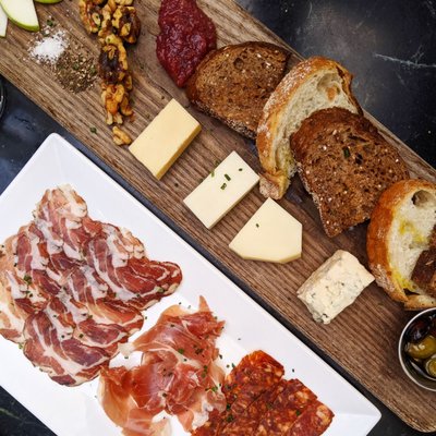 Zinc Bistro by null