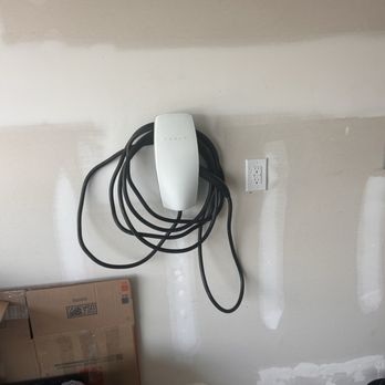 Kunda Electrical - Tesla wall charger - Electricians Near Me Kunda Electrical - Tesla wall charger - Electricians Near Me