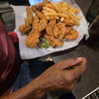 D'juan's Bistro - The Trio - Soul Food Near Me - Smyrna, Georgia D'juan's Bistro - The Trio - Soul Food Near Me - Smyrna, Georgia