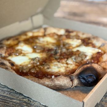 KURO ARTISANAL PIZZA - Updated December 2025 - 241 Photos & 203