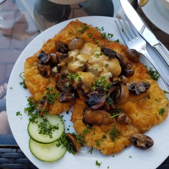 Landhaus Hammerich - Filet Schnitzel - German Near Me - Osdorf, SH Landhaus Hammerich - Filet Schnitzel - German Near Me - Osdorf, SH