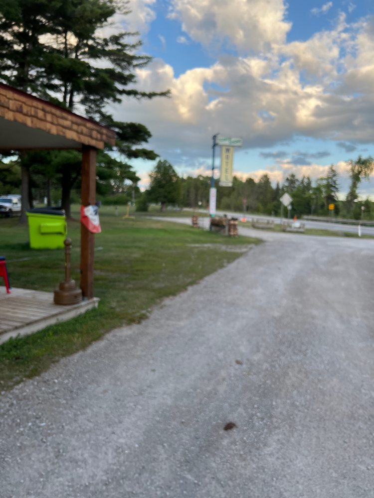 TOWER SHORE MOTEL AND CAMPING Updated August 2024 9994 M68/33 Hwy