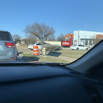 Jollibee - Chicken Shop Near Me - Plano, Texas