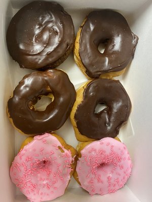 Sesame Donuts by null