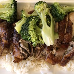 BBQ Duck on Rice (Large) BBQ Duck on Rice (Large)