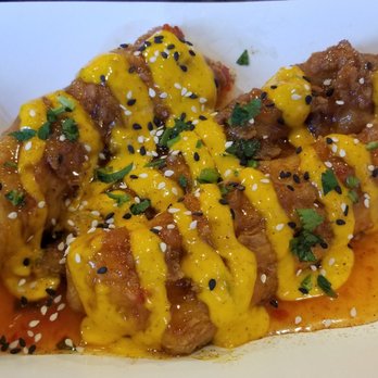 Sticky's - Thai Fiesta: mac sauce, thai sweet chili, taco seasonings, b&w sesame seeds - Fast Food Near Me - New York, New York Sticky's - Thai Fiesta: mac sauce, thai sweet chili, taco seasonings, b&w sesame seeds - Fast Food Near Me - New York, New York