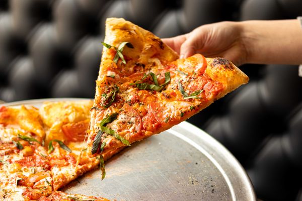 Bob's Pizza by null