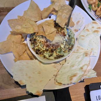 Yard House - Four Cheese Spinach Dip - New American Near Me - Concord, California