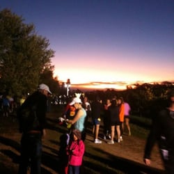 Healdsburg Wine Country Half Marathon - The sun begins to rise at the start of the race