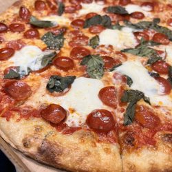 Andy's Pizza - Shaw - Pepperoni Special (House Favorite) Pie-